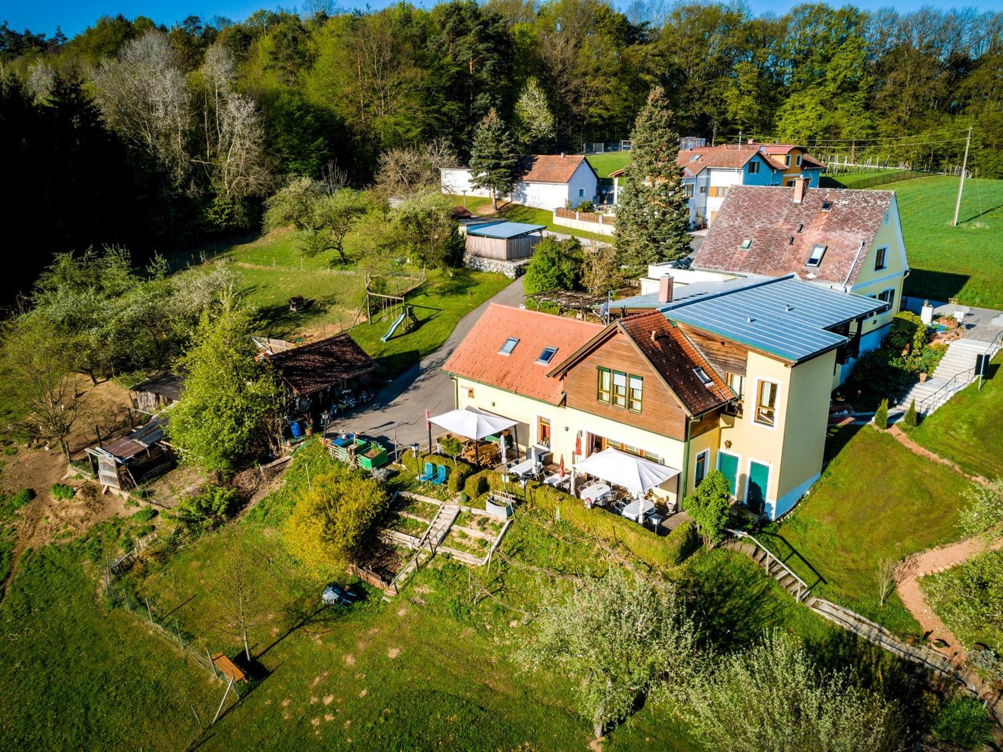 Ferienappartments Landhaus Fuehldichwohl Fehring 외부 사진