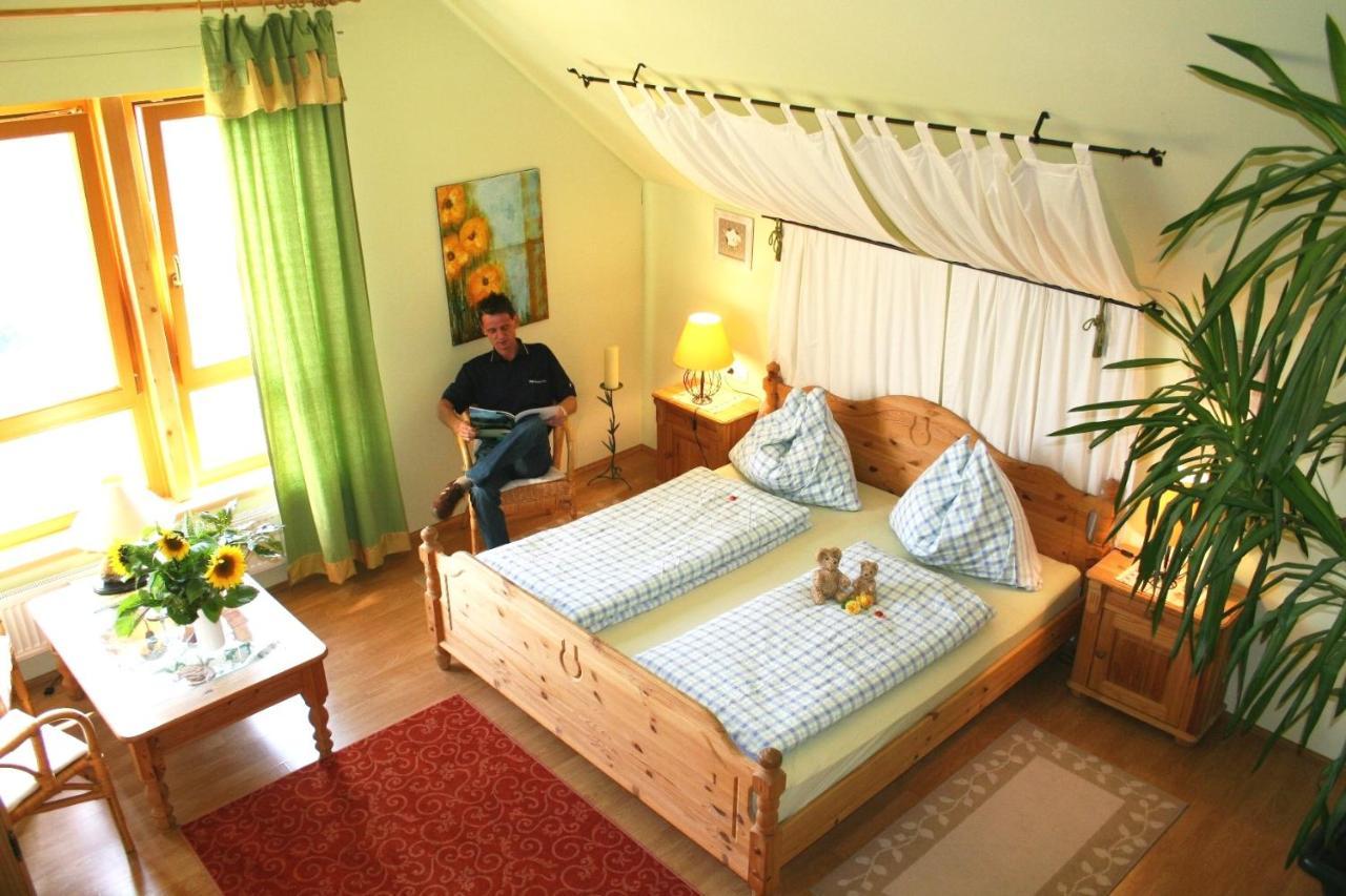 Ferienappartments Landhaus Fuehldichwohl Fehring 외부 사진